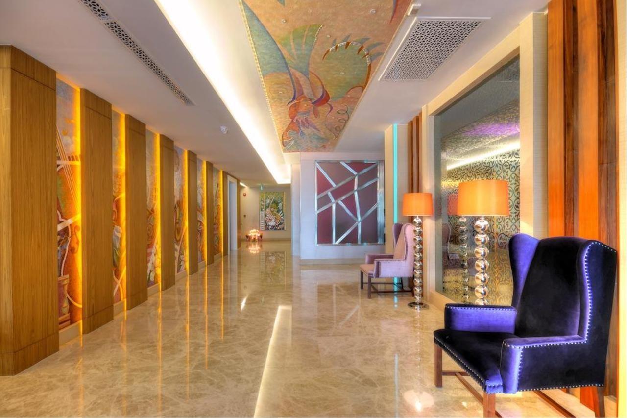 One One Bangkok Hotell Exteriör bild